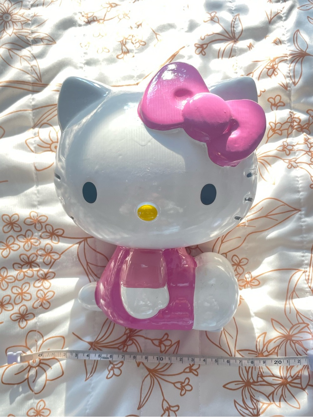 Hello Kitty Pink & White Ceramic Figurine Piggy Bank